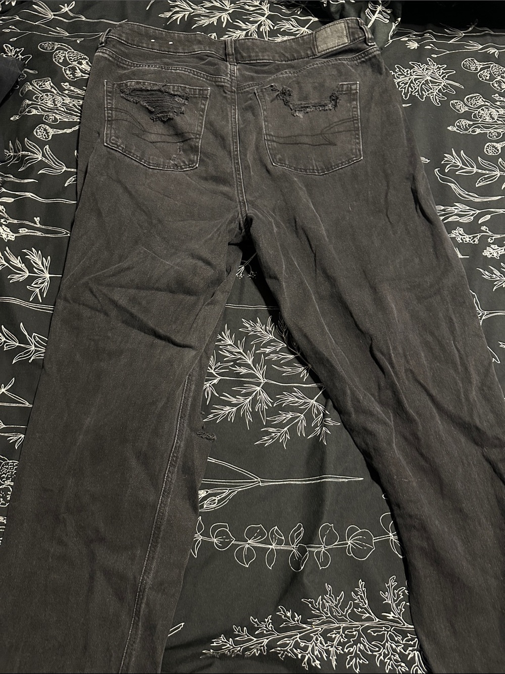 American Eagle Outfitters Black Distressed Women's Jeans